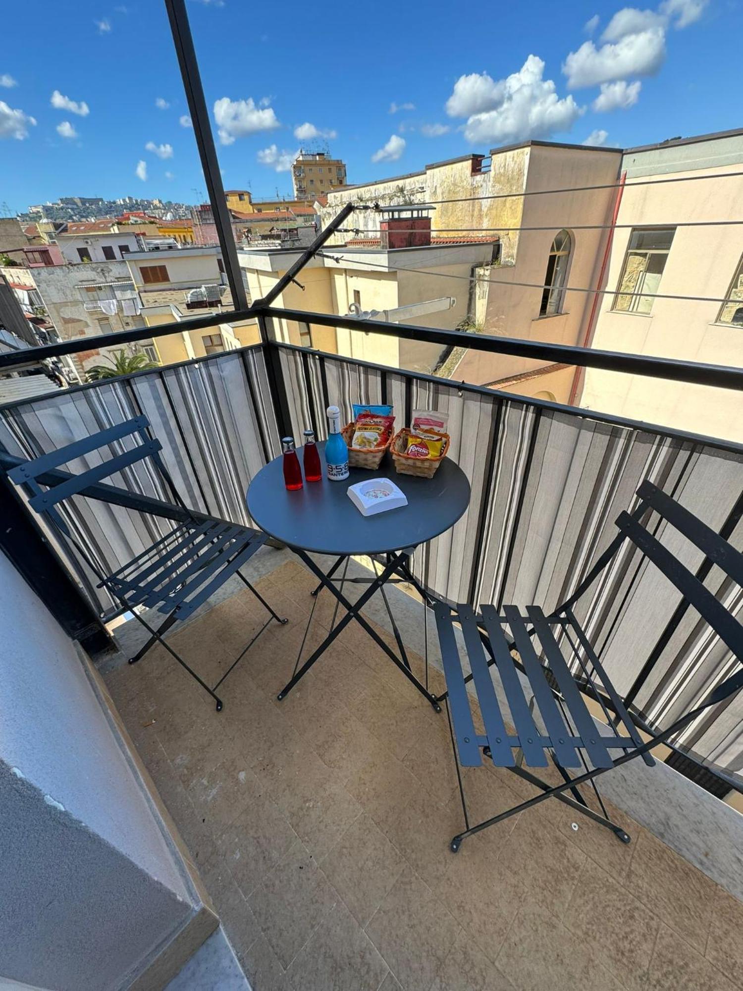 B&B Piccololucio2 Naples Exterior photo